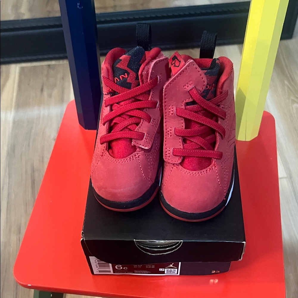 Jordan Kids Red Sneakers